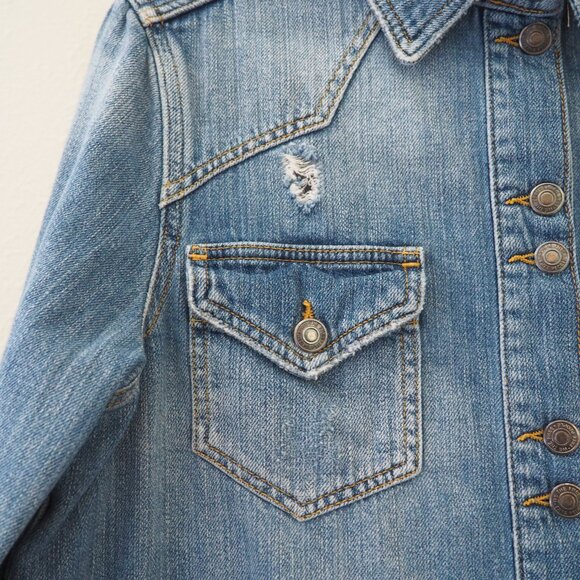 Free People Moonchild Distressed Oversized Denim Jean Shacket Shirt Jacket sz xs - Picture 6 of 9
